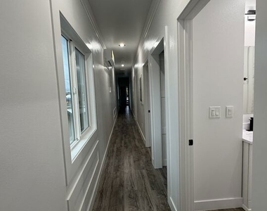 8624 Graham Avenue - Photo Thumbnail 22