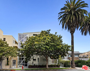 1513 9th Street - Photo Thumbnail 2