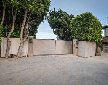 26044 E Pacific Coast Highway - Photo Thumbnail 27