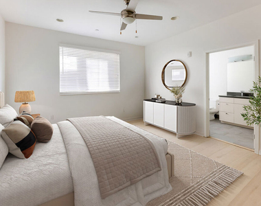 11912 Laurelwood Drive - Photo Thumbnail 3