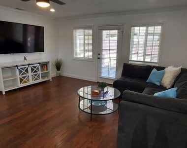 2250 Magnolia Street - Photo Thumbnail 1