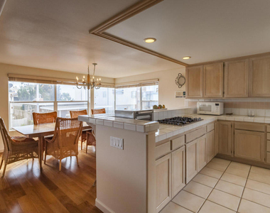 1201 Cornwall Lane - Photo Thumbnail 9