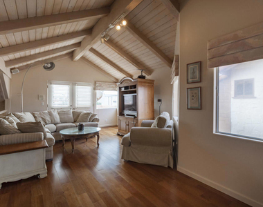 1201 Cornwall Lane - Photo Thumbnail 12