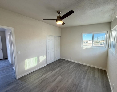 74033 Gorgonio Drive - Photo Thumbnail 12