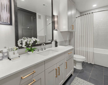 4151 Viridian Village Drive - Photo Thumbnail 9