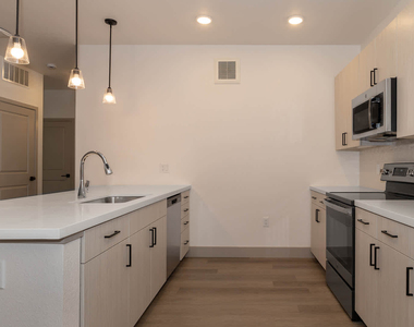 9345 E 56th Ave - Photo Thumbnail 43