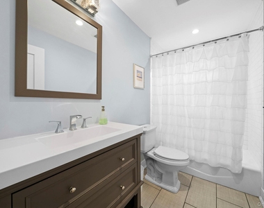 37 Maryland Boulevard - Photo Thumbnail 16