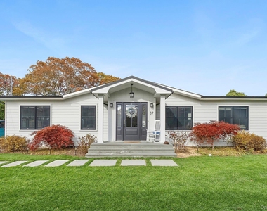 37 Maryland Boulevard - Photo Thumbnail 3