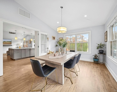 37 Maryland Boulevard - Photo Thumbnail 9