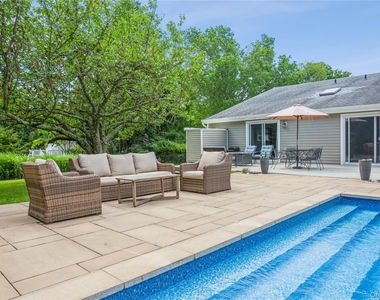 215 Northfield Lane - Photo Thumbnail 1