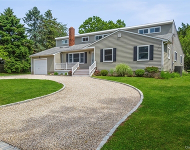 215 Northfield Lane - Photo Thumbnail 2