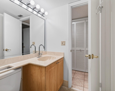5851 Parkwalk Drive - Photo Thumbnail 57