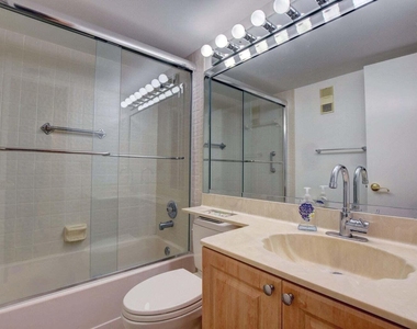 5851 Parkwalk Drive - Photo Thumbnail 23
