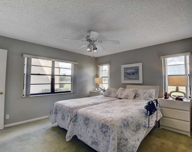 5851 Parkwalk Drive - Photo Thumbnail 16