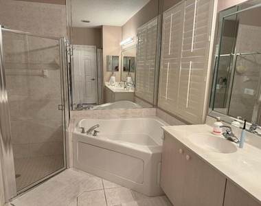 328 W Coral Trace Circle - Photo Thumbnail 5
