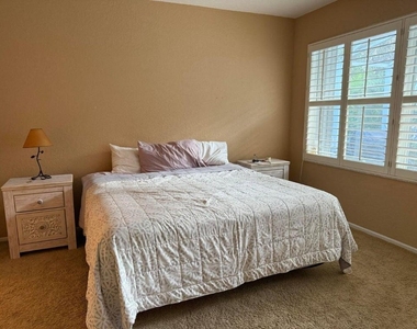 328 W Coral Trace Circle - Photo Thumbnail 23