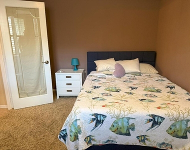 328 W Coral Trace Circle - Photo Thumbnail 30