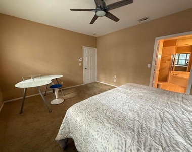 328 W Coral Trace Circle - Photo Thumbnail 22