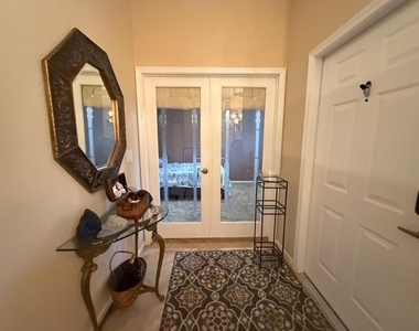 328 W Coral Trace Circle - Photo Thumbnail 13