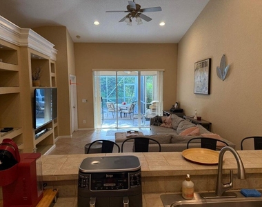 328 W Coral Trace Circle - Photo Thumbnail 6