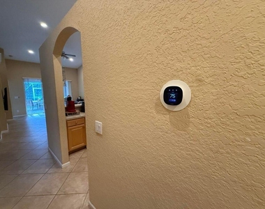 328 W Coral Trace Circle - Photo Thumbnail 15