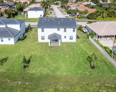 6843 Cobia Circle - Photo Thumbnail 42