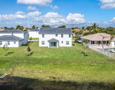 6843 Cobia Circle - Photo Thumbnail 41