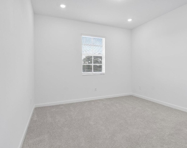 6843 Cobia Circle - Photo Thumbnail 31