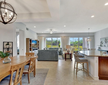 10156 N Orchid Reserve Drive - Photo Thumbnail 13