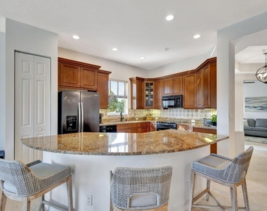 10156 N Orchid Reserve Drive - Photo Thumbnail 52