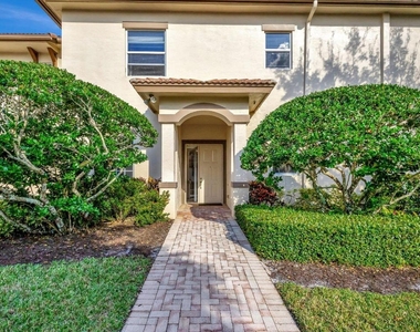 10156 N Orchid Reserve Drive - Photo Thumbnail 1