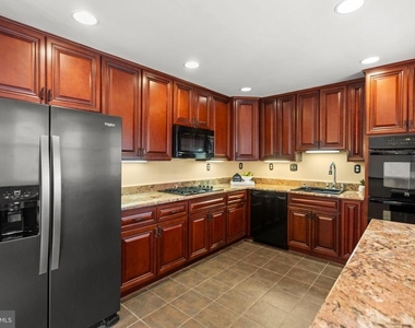 1726 Baldwin Drive - Photo Thumbnail 6
