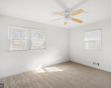 1726 Baldwin Drive - Photo Thumbnail 15