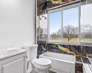 3295 Rochester Street - Photo Thumbnail 8