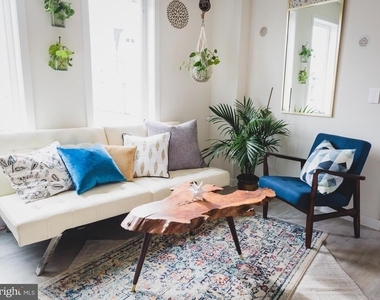 4537 Wayne Avenue - Photo Thumbnail 2