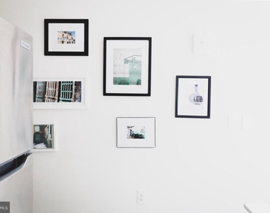 4537 Wayne Avenue - Photo Thumbnail 8