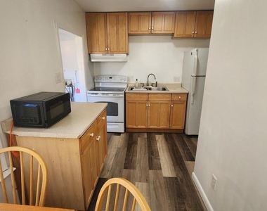 108 E Pacific Avenue - Photo Thumbnail 7