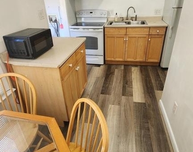 108 E Pacific Avenue - Photo Thumbnail 8