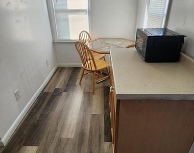108 E Pacific Avenue - Photo Thumbnail 5