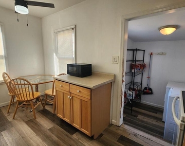 108 E Pacific Avenue - Photo Thumbnail 6