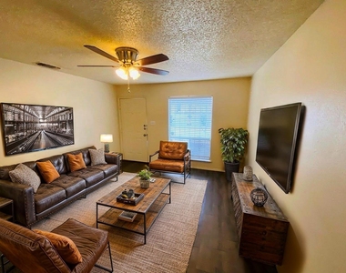 1710 Ledgewood Dr - Photo Thumbnail 14