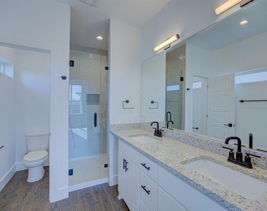 20507 Bonanza St - Photo Thumbnail 27