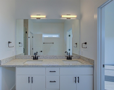 20507 Bonanza St - Photo Thumbnail 26