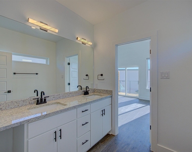 20507 Bonanza St - Photo Thumbnail 25