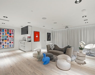 1501 Ridgecrest Dr - Photo Thumbnail 22