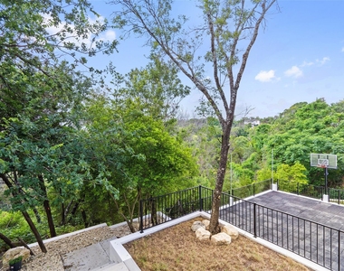 1501 Ridgecrest Dr - Photo Thumbnail 36