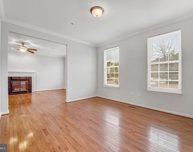 609 Tebbston Drive - Photo Thumbnail 6