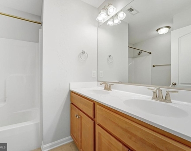 609 Tebbston Drive - Photo Thumbnail 36