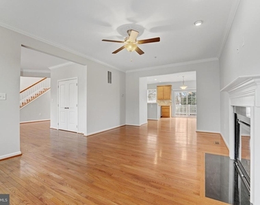 609 Tebbston Drive - Photo Thumbnail 8