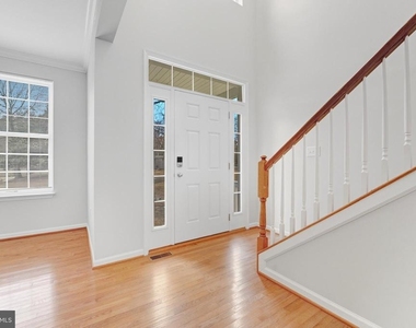 609 Tebbston Drive - Photo Thumbnail 3
